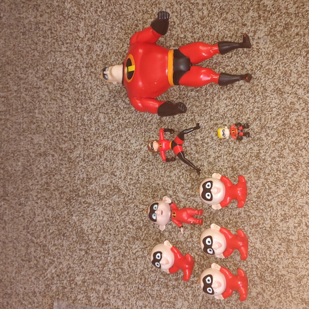 Disney Pixar Incredibles Figures Lot of 8 Dash Mr.Incredible Jack Jack